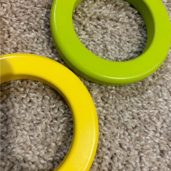 Lovevery Clear Tube with Stacking Rings 9-10 Months Explorer Play Kit - Picture 5 of 8